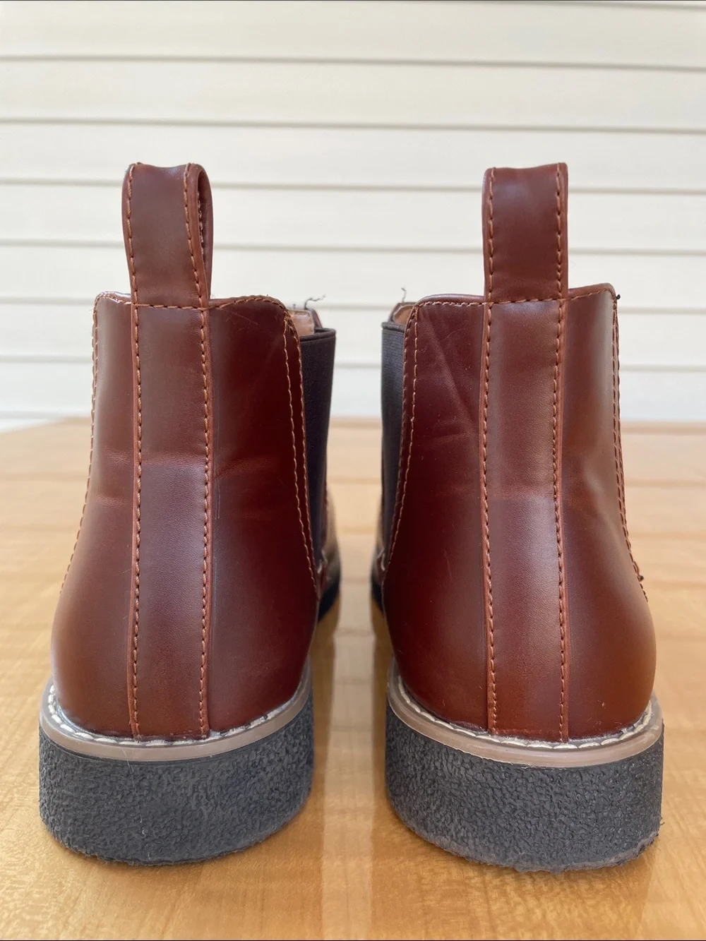 Deer Stags Men's Rockland Chukka Chelsea Boots Brown Size 8 Memory Foam